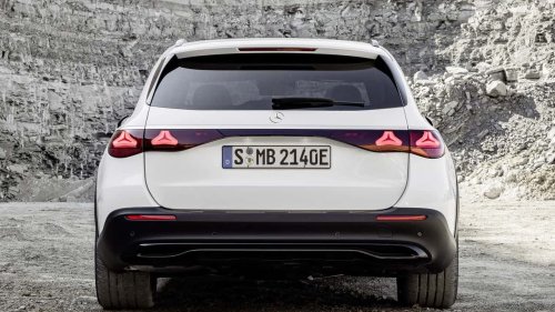 Mercedes CLA: Neue Version mit "Sternenlicht" schon als Erlkönig
