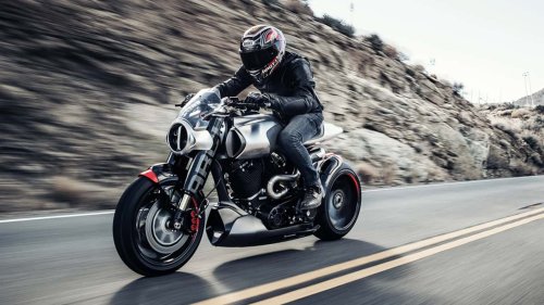 Keanu Reeves Shows Just How Cool He Really Is, Launches "Visionaries" Docuseries