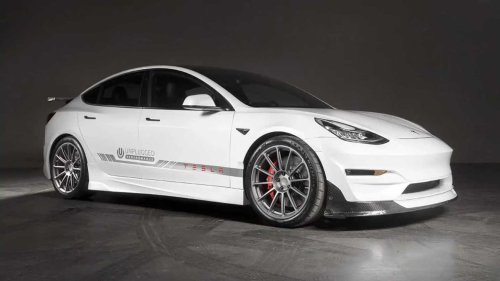 Koenigsegg now making carbon fibre aero parts for Teslas