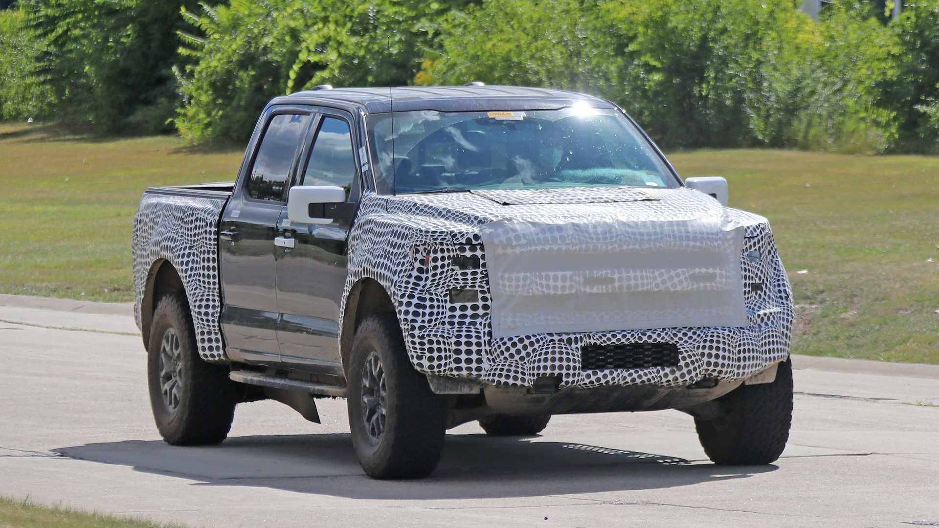 2021 Ford F-150 Raptor Super Cab Might Not Be Dead After All