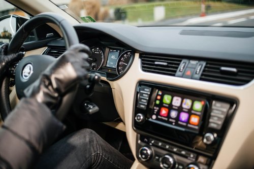 Is updating your old car to Apple CarPlay worth it?