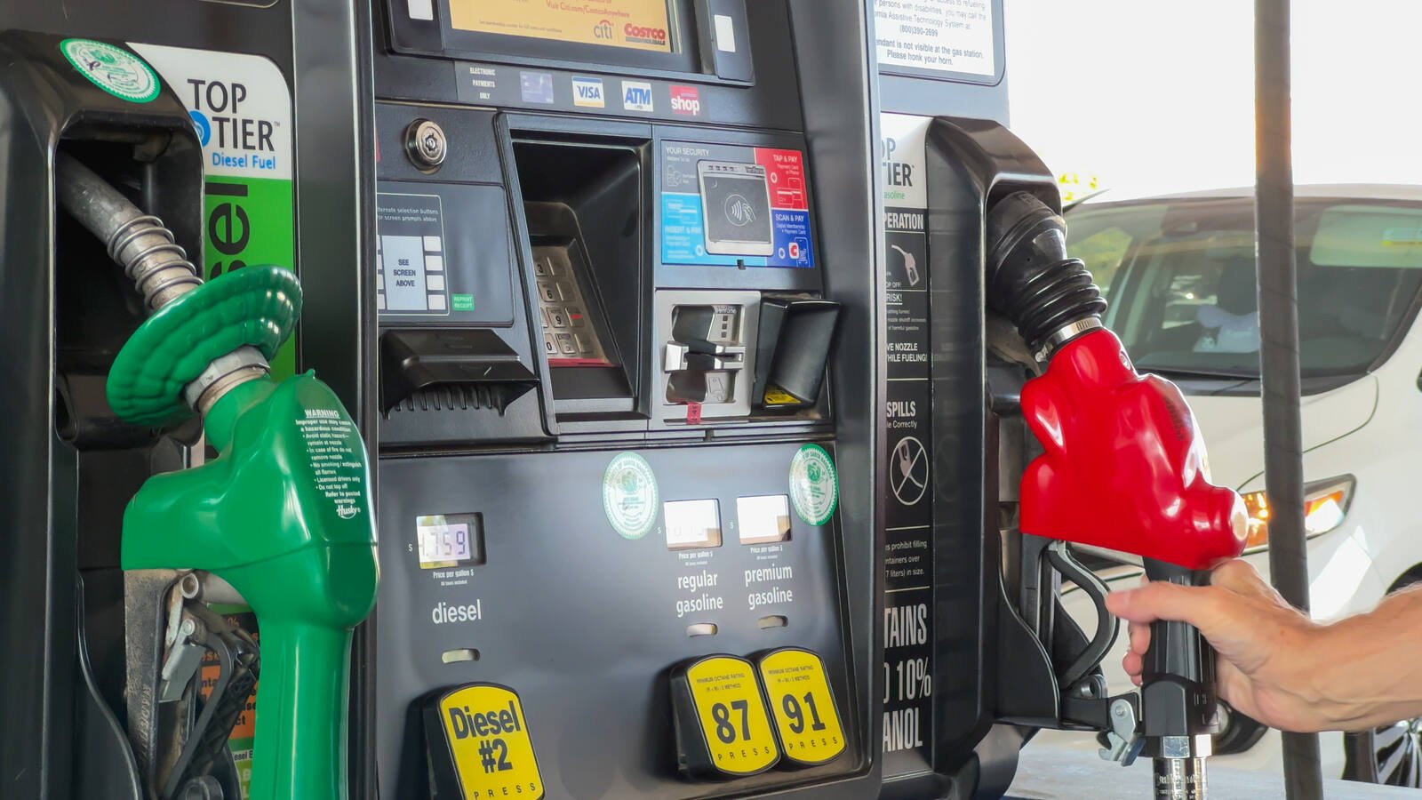 A gallon of gas is 62 cents cheaper than this time last year