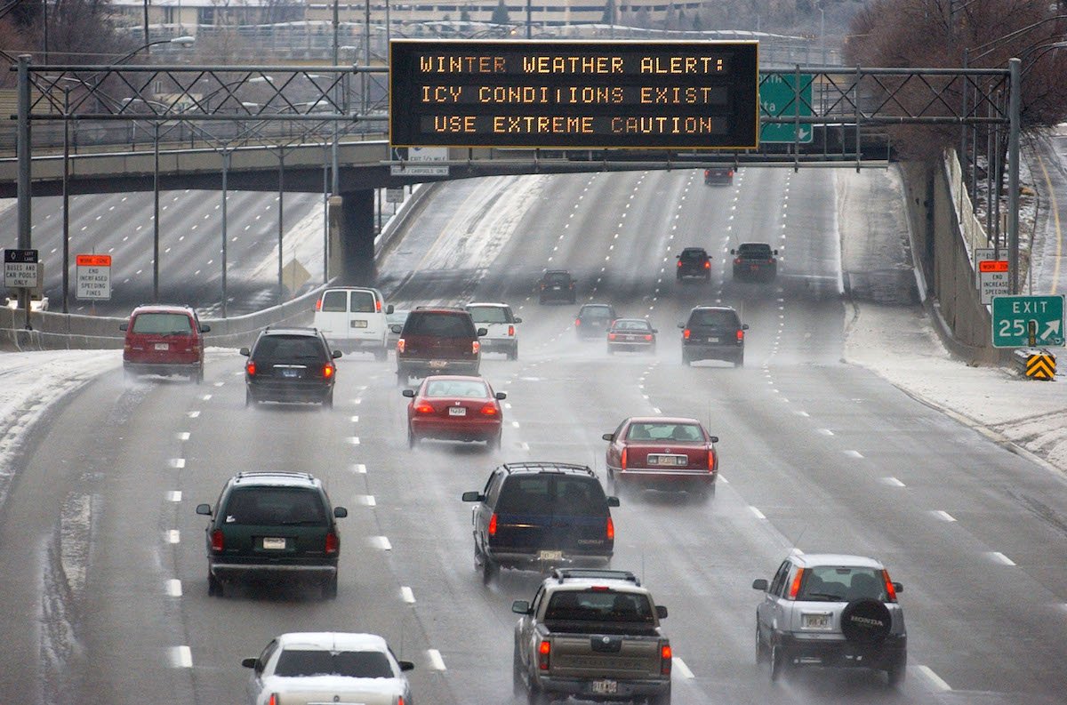 Do Gas-Powered Cars Lose Driving Range in Cold Weather Like EVs Do?