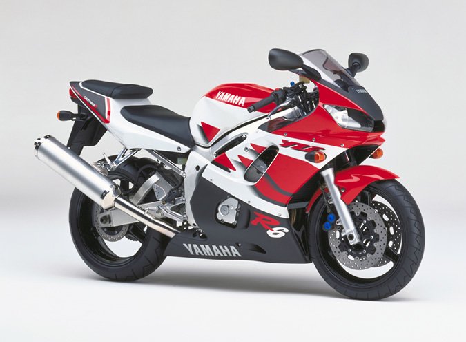 New wave of Supersports has a different «identity» and does not erase some historical references from memory
