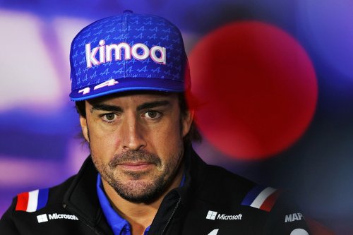 Alonso préfère attendre la fin de la trêve estivale pour négocier
