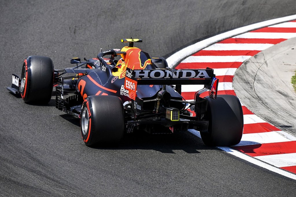F1 - cover