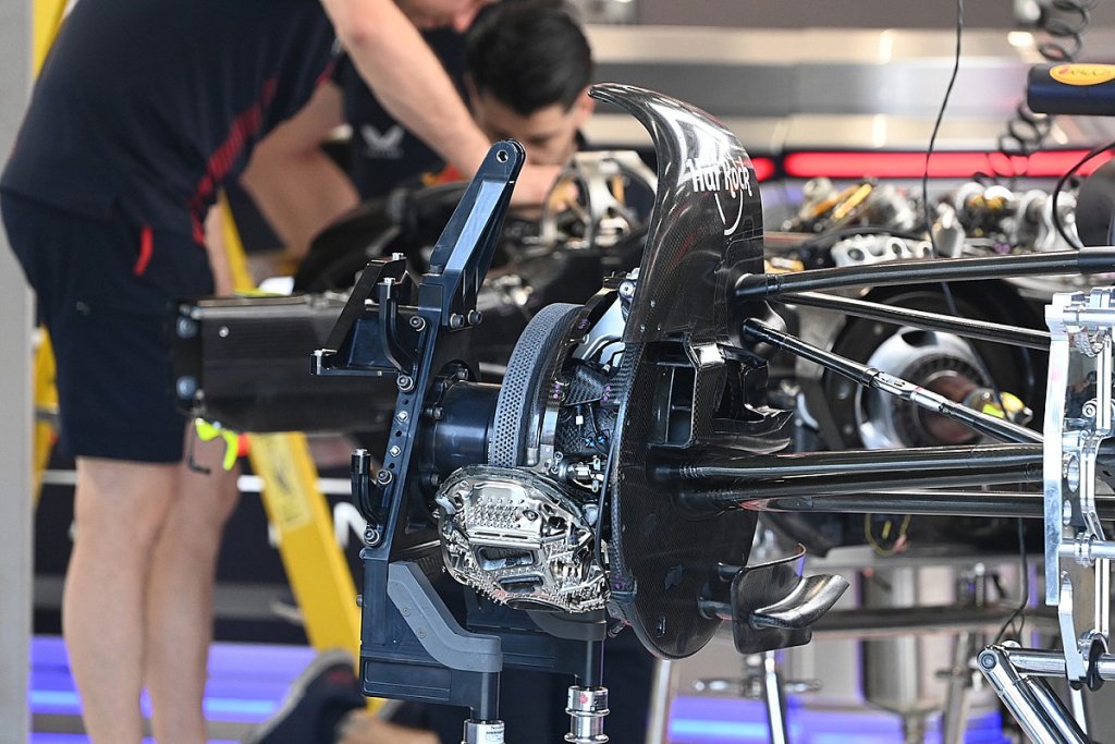 F1 Technology 