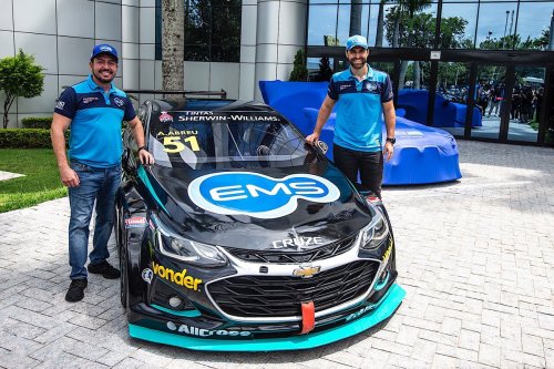 EMS Racing apresenta carros da temporada 2024 na Stock Car e Porsche Cup