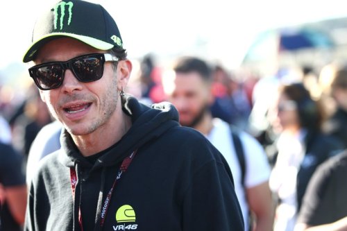 Valentino Rossi rechnet für 2024 mit &quot;brandgefährlichem&quot; Marc Marquez