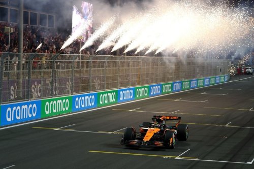 F1 Saudi Arabian GP: Piastri wins to take title lead as Verstappen gets penalty