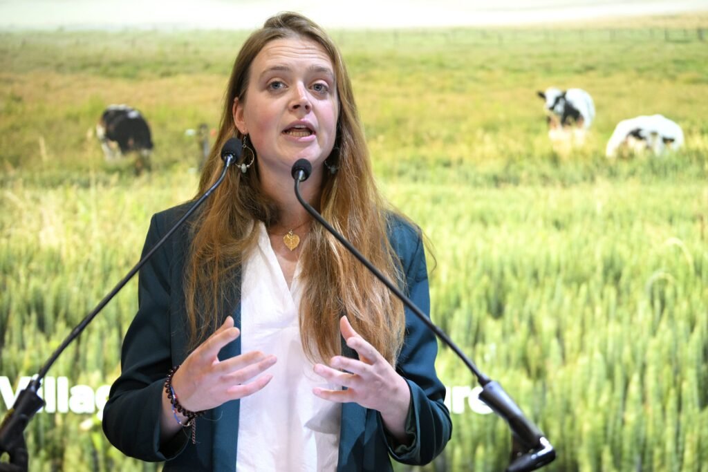 La chronique de Vincent Peiffer: « Non, madame la ministre, les pesticides ne sont pas des produits naturels… »