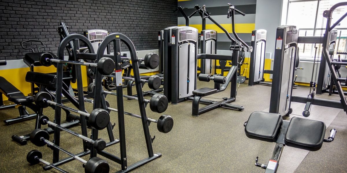 Gyms Can Reopen In Montreal And Laval Next Week & Here Are The Rules