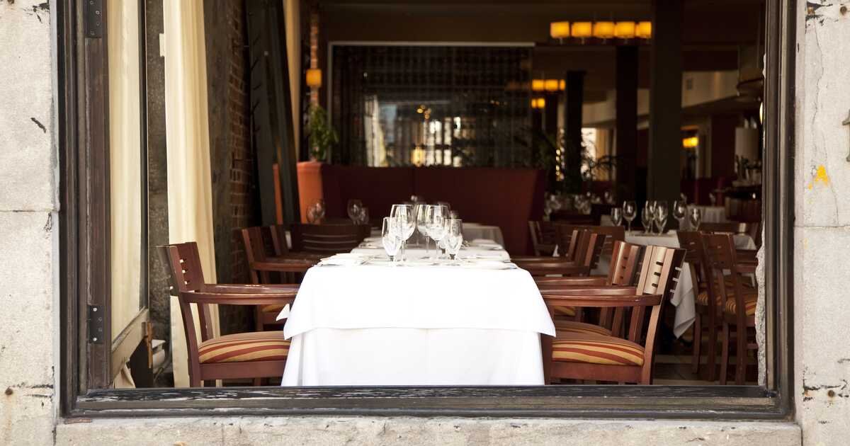 Dining Rooms In Montreal Will Finally Be Able To Reopen As Of Monday