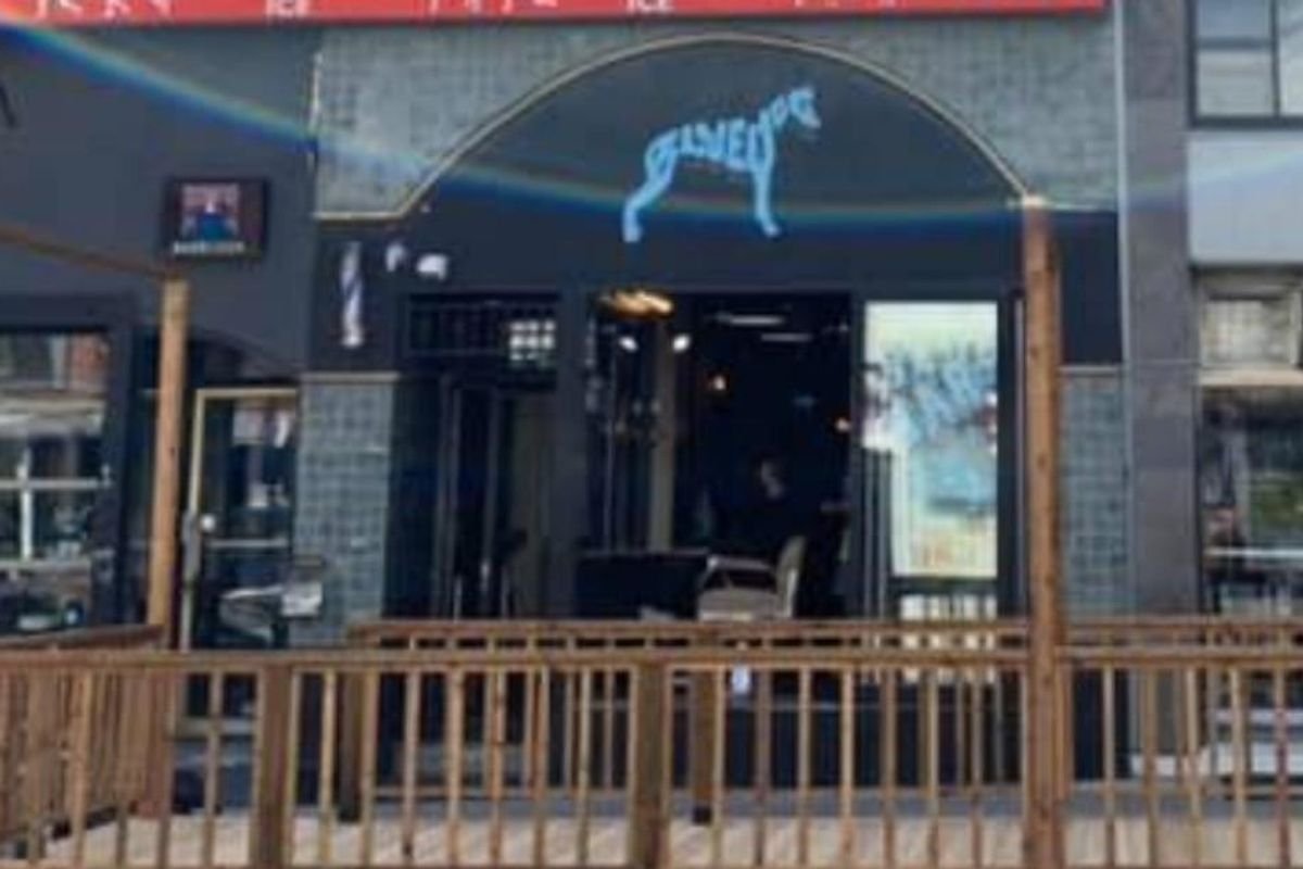 Montreal's Blue Dog Bar Says It Got An OQLF Letter About Its English Posts On Facebook