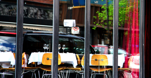 How Not To Be A Dick To Montreal Servers: 7 Things Staff Want You To Stop Doing Immediately