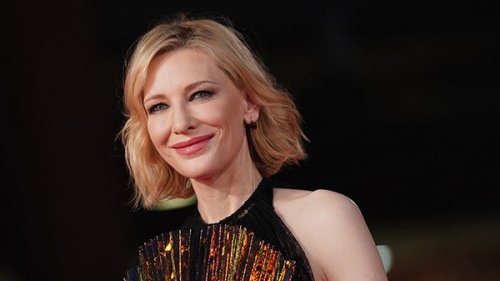 Buon compleanno Cate Blanchett: tanti auguri con i suoi look più belli sul red carpet