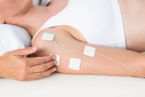 Eletroterapia: para que serve, tipos, contraindicações e benefícios