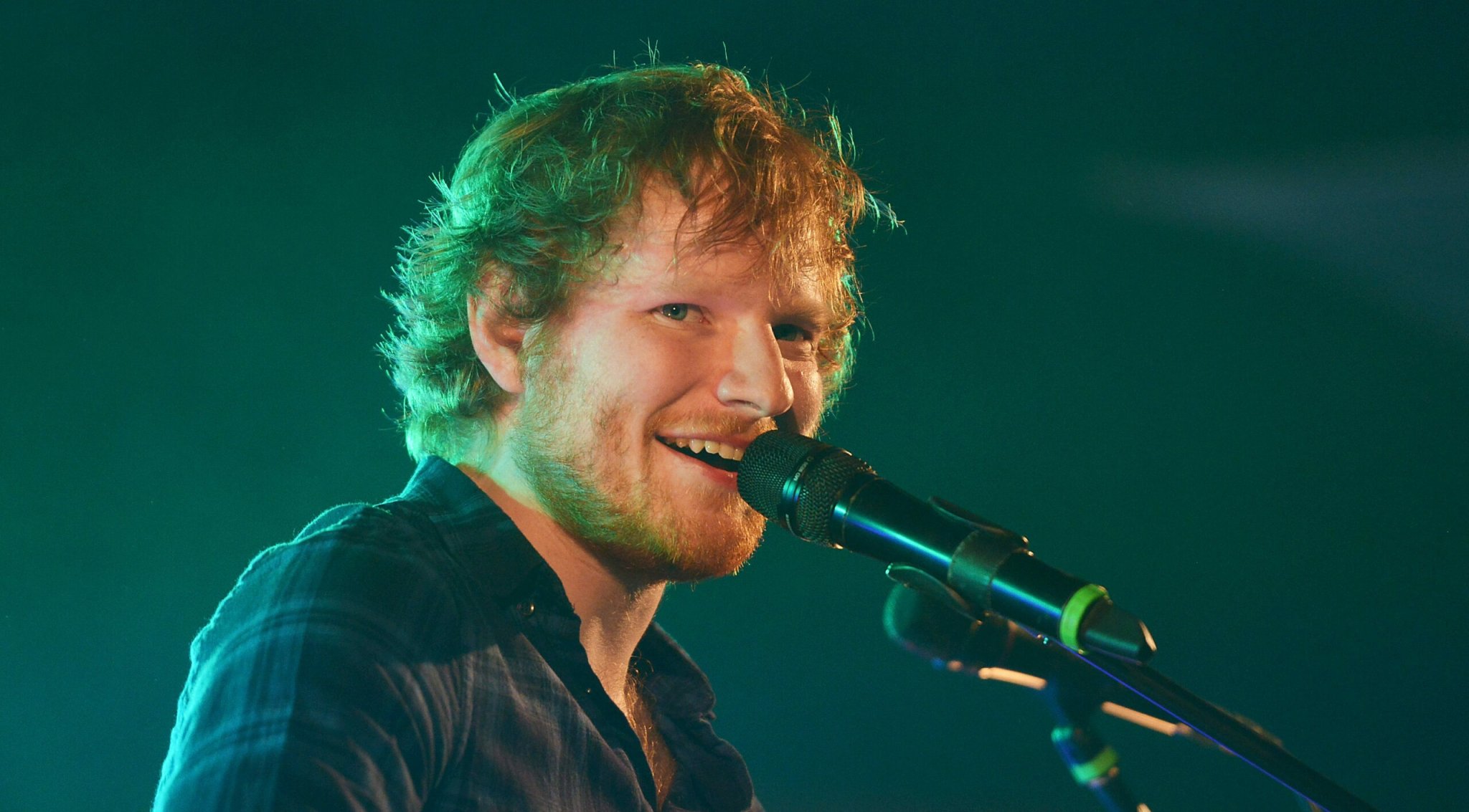 Ed Sheeran startet intimen Insta-Account mit alten Handy-Fotos