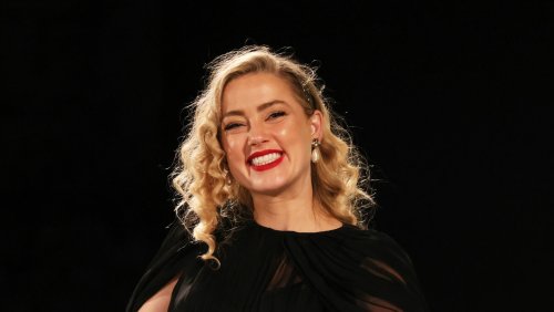 Amber Heard gibt Geburt von Zwillingen bekannt