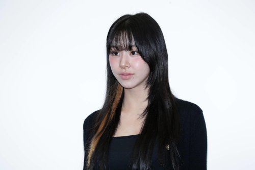 Chaeyoung: Twice-K-Pop-Star trägt Hakenkreuz-T-Shirt