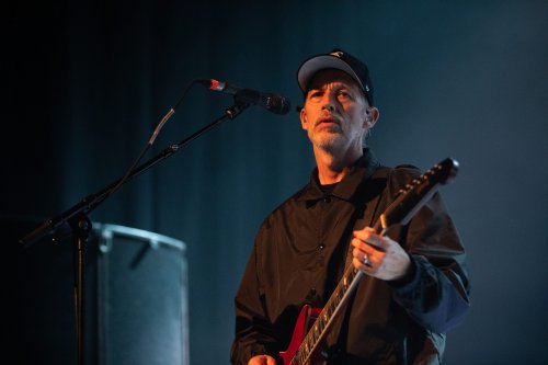 Andy Bell wird wieder als Bassist bei Oasis-Tour dabei sein