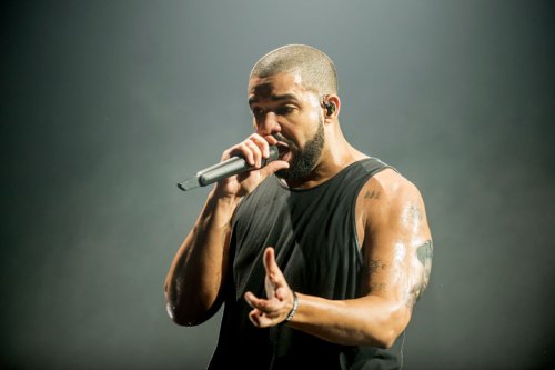 Drake schenkt Krebs-Überlebender 50.000 US-Dollar auf Konzert - Musikexpress