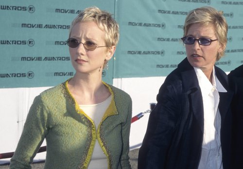 Ex-Freundin Anne Heche in Lebensgefahr: Ellen DeGeneres äußert sich erstmals