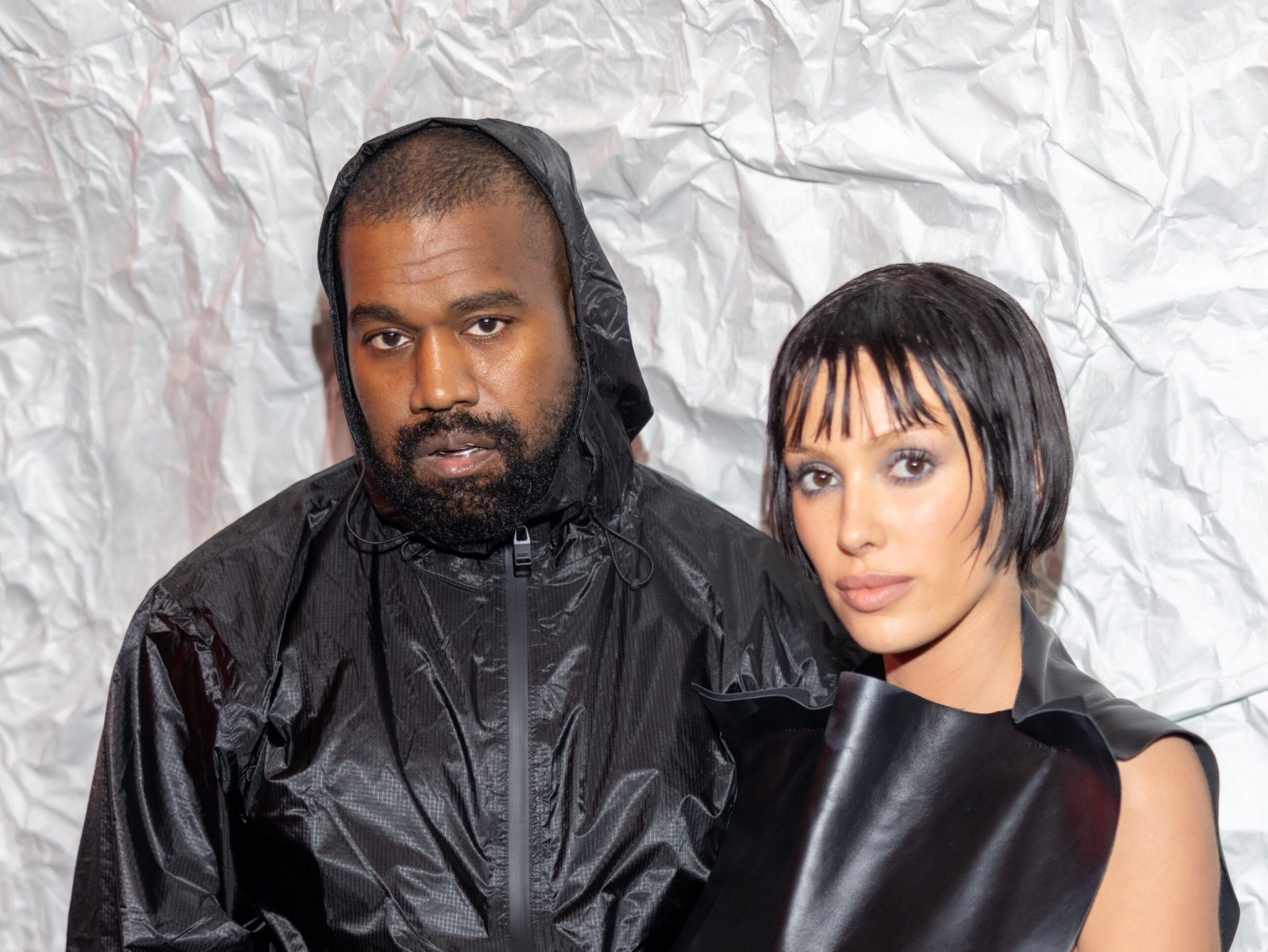 Kanye West rappt über Bianca Censori: „Sie wollte mich einweisen lassen“
