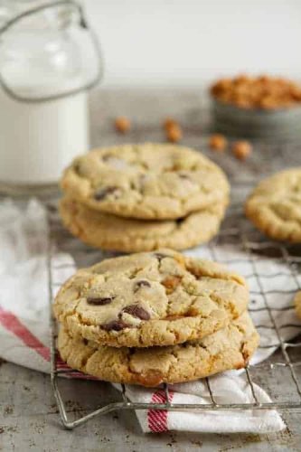 Salted Caramel Chocolate Chip Cookies | My Baking Addiction