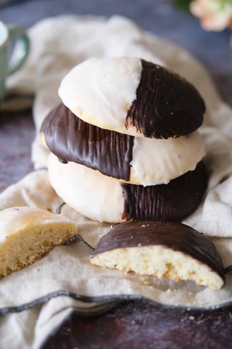 Amerikaner - German Black White Cookies