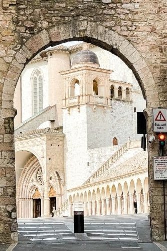 3 Best Umbria Towns to Visit—Gubbio, Perugia, and Assissi, Italy
