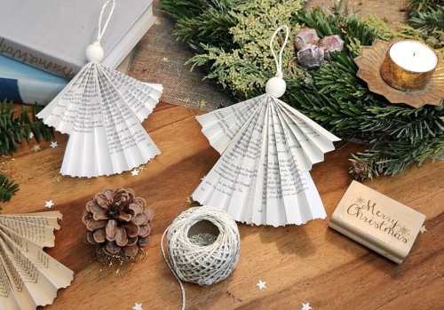Dekorative Weihnachtsengel aus Papier falten