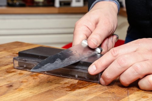 Messer in 4 Schritten richtig schärfen