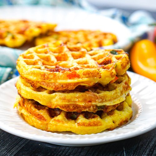 Keto Jalapeno Cheddar Waffles Recipe | easy tasty cheese waffles