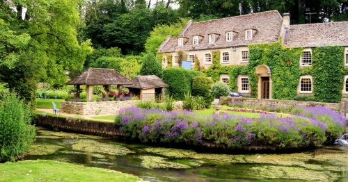The Cotswolds village named one of the world's most beautiful that tourists travel from Japan just to see
