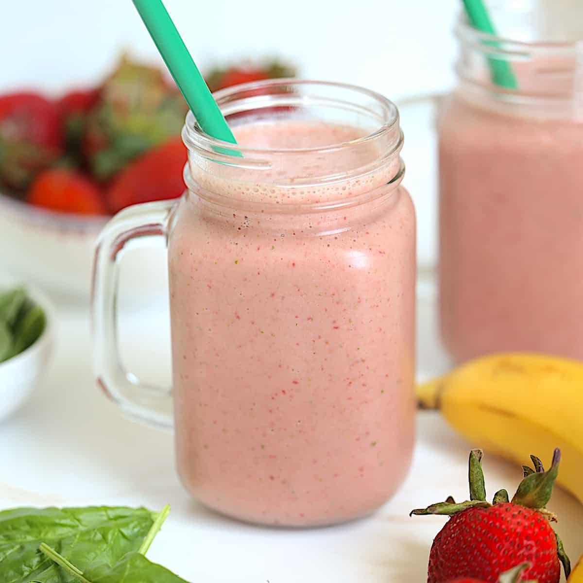Strawberry Banana Spinach Smoothie