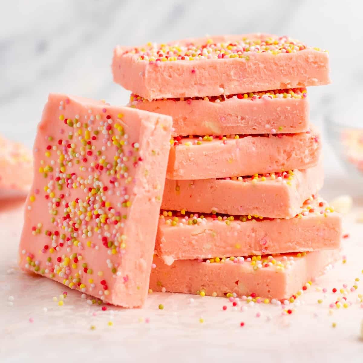 Easy 2-Ingredient Fudge Recipe
