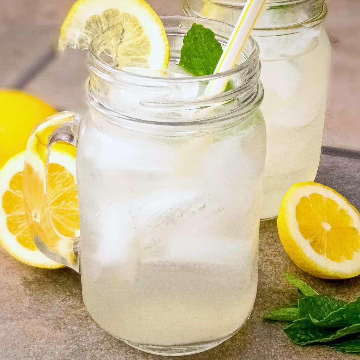Healthy Lemonade - Low Sugar and 3 Ingredients!