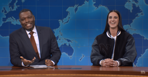 Caitlin Clark Roasts Michael Che for Past Jokes About Women's Sports in SNL Weekend Update Appearance