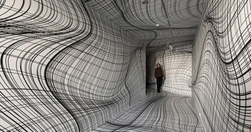 15+ Artists Whose Mind-Bending Optical Illusions Will Make You Look Twice