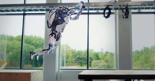 Boston Dynamics Robot Learns Impressive Parkour Moves Including Backflips