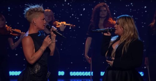 Watch Kelly Clarkson and Pink Sing Together at the iHeartRadio Music ...