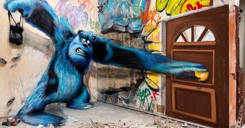 Amazing 3D Murals Look Like They're Bursting From the Walls