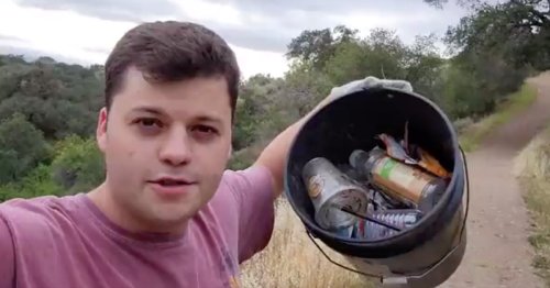 Man Spends Over 1,000 Days Cleaning Up Trash in His Local Parks by Himself