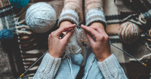 20 Fall-Inspired Knitting and Crochet Patterns That Will Keep You Cozy All Season Long