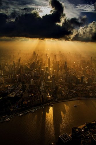 Crane Operator Captures Stunning Photos of Shanghai from Above