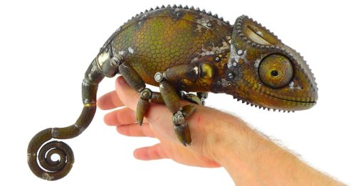 Artist Transforms Discarded Mechanical Parts Into Steampunk-Inspired Animal Sculptures