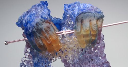 Glass Sculptures of Hands Knitting Themselves Celebrate the Act of Making