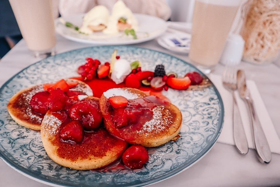 28 Places for a Delicious Breakfast or Brunch in Budapest