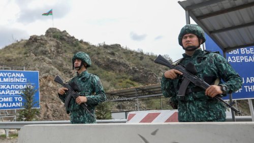 Russland zieht offenbar Soldaten aus Berg-Karabach ab